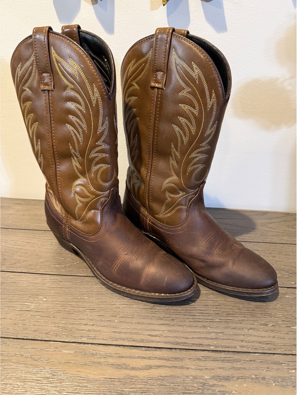 Laredo Women's Brown Leather Cowboy Boots Size 6.5M